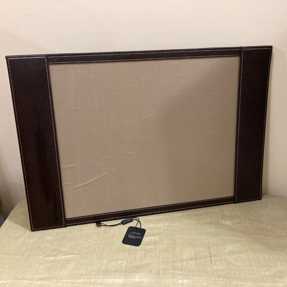 Tuscan Designs Classic Desk Pad, brown, 23.5 x 15.5 - Picture 4 of 8